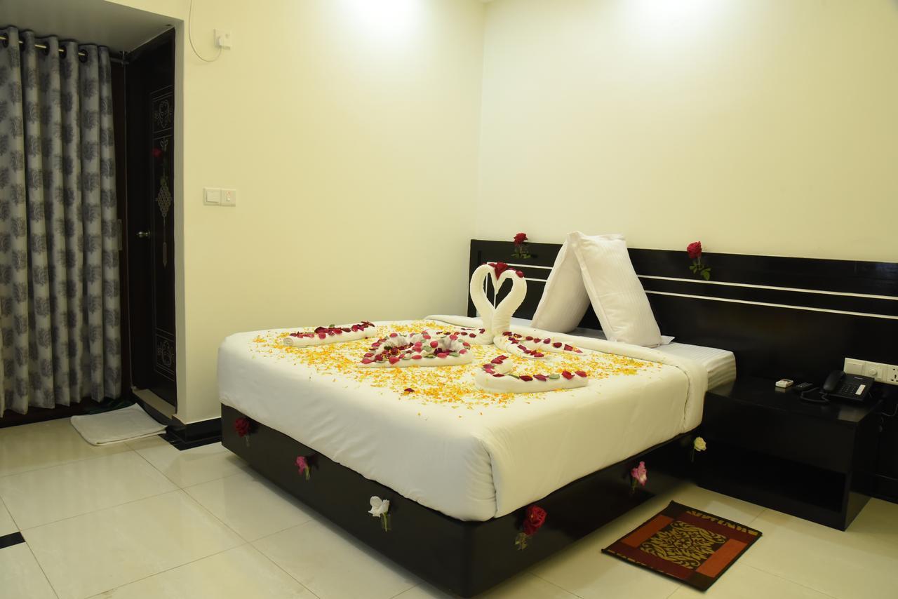 Hotel Elaf International ค็อกเซสบาซาร์ ภายนอก รูปภาพ