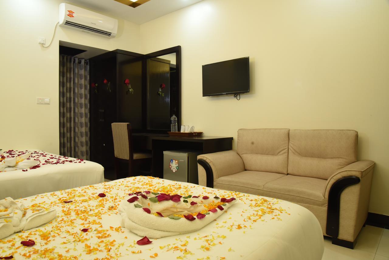Hotel Elaf International ค็อกเซสบาซาร์ ภายนอก รูปภาพ